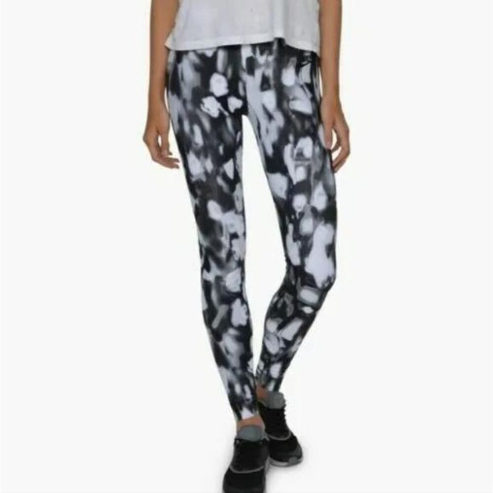 Nike Sportwear Black & White Printed AOP Athletic Leggings Women's Large
